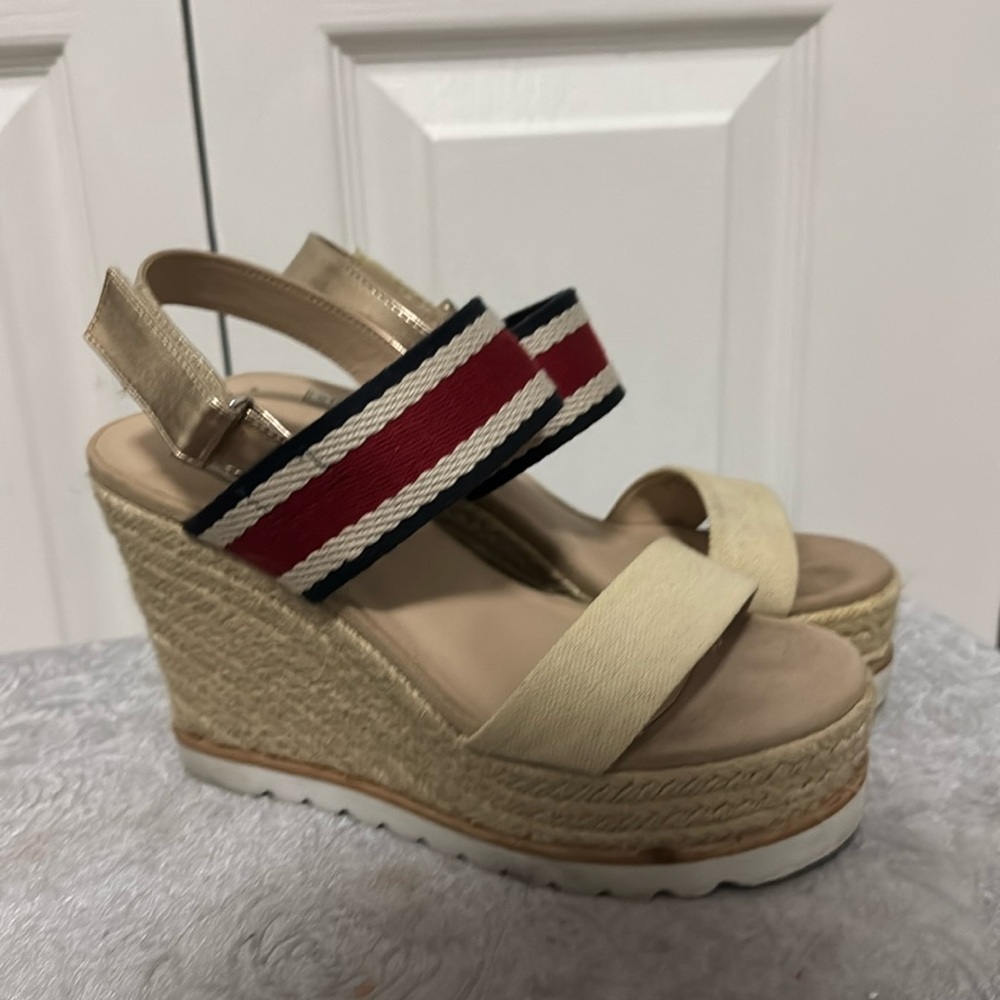 Steve Madden wedges